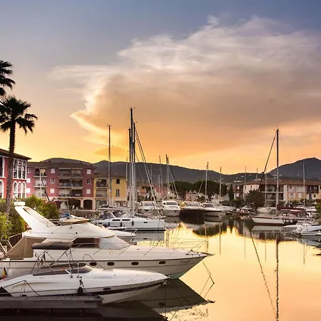 4 Pièces Avec Balcon Et Vue Mer, Wifi Et Parking - Fr-1-868-20 * Grimaud
